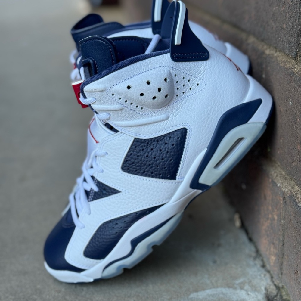 SOLD!! Jordan 6 Retro Olympic (2024)